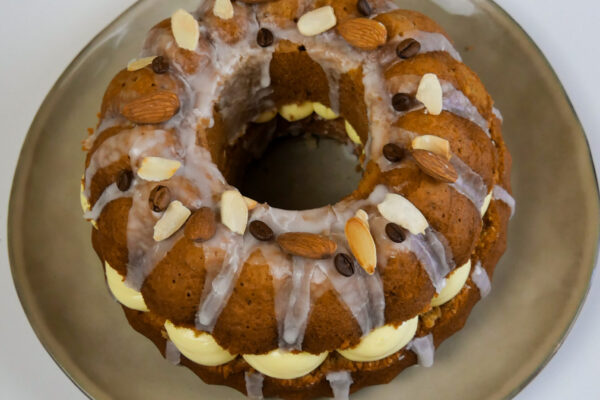 CIAMBELLA AL CAFFÈ, MANDORLE E MASCARPONE
