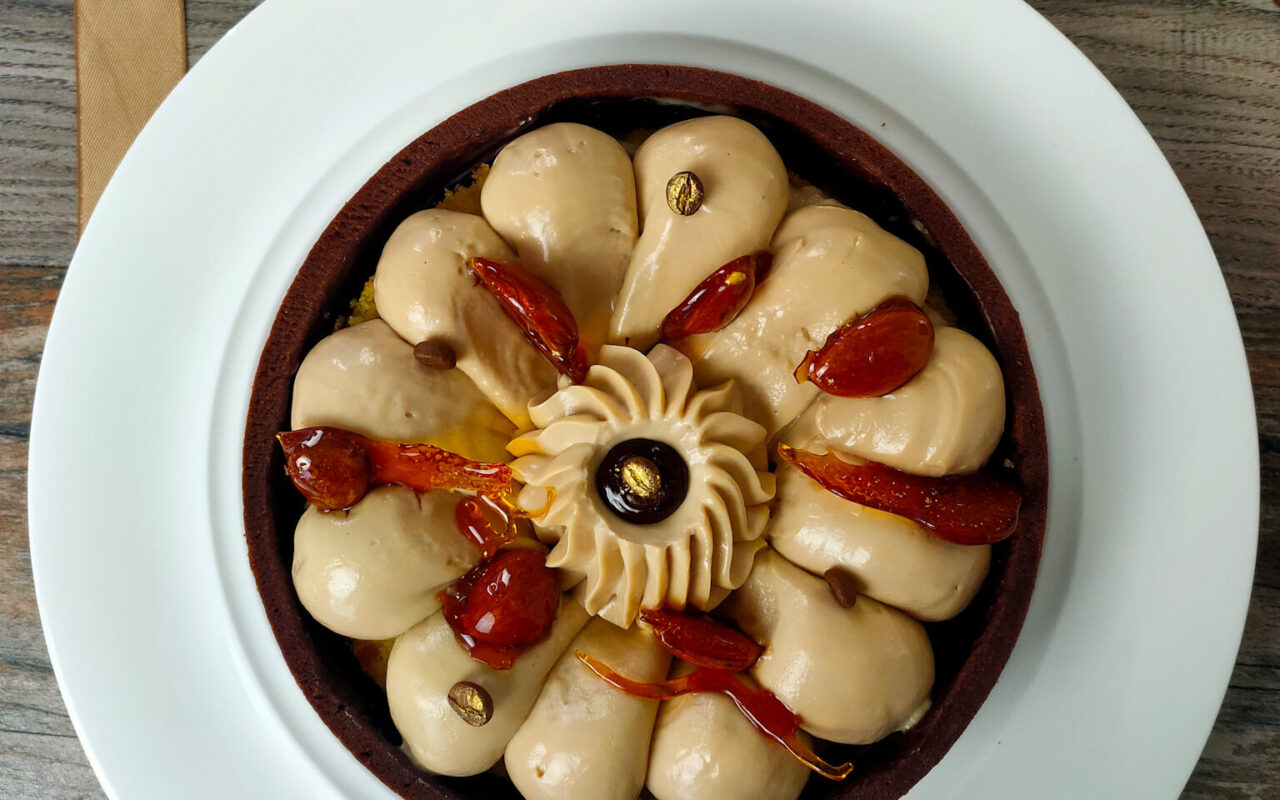 CROSTATA CAFFÈ, MANDORLE E CIOCCOLATO