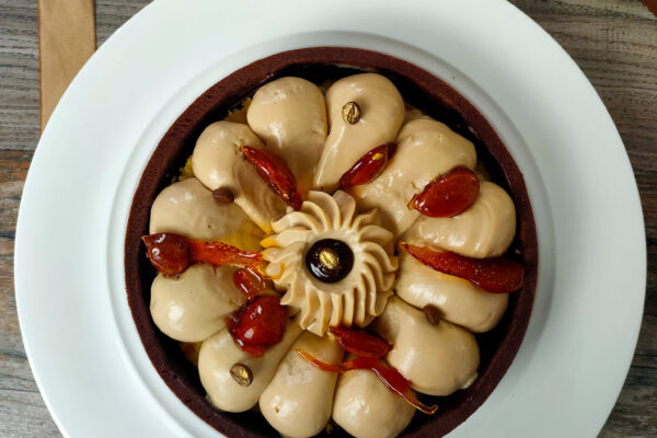 CROSTATA CAFFÈ, MANDORLE E CIOCCOLATO